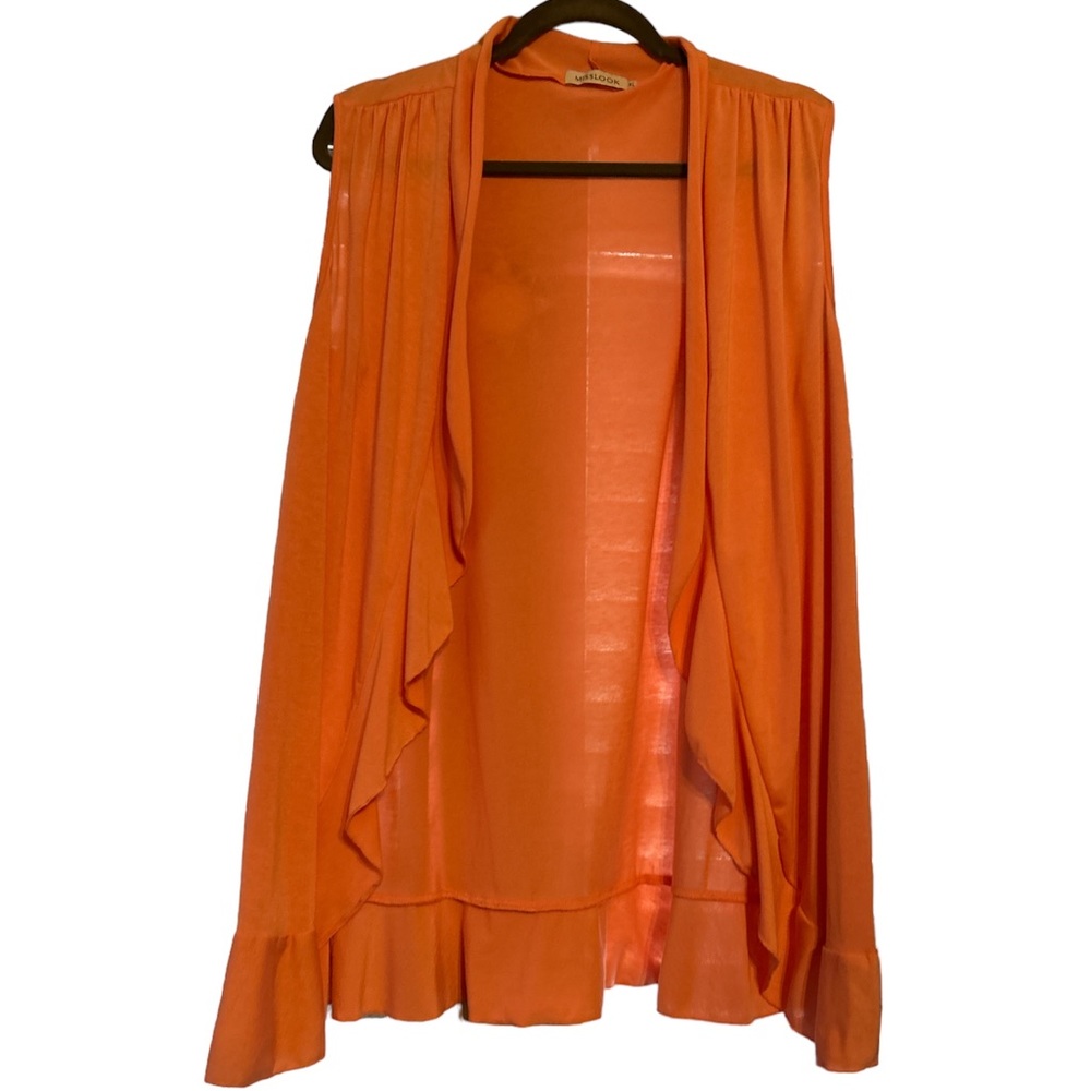 Miss Look sleeveless overlay shirt, size XL. 🍑